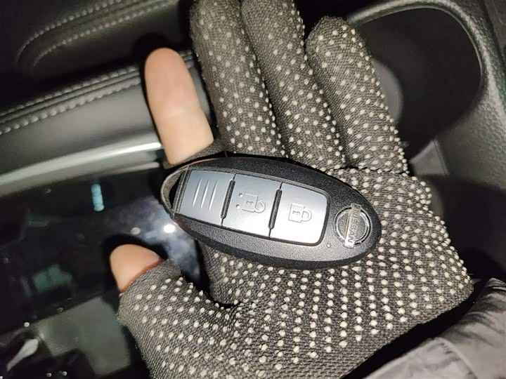 Фото 9 - Nissan X-Trail