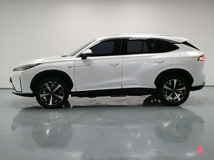 Фото 7 - Roewe D5X DMH