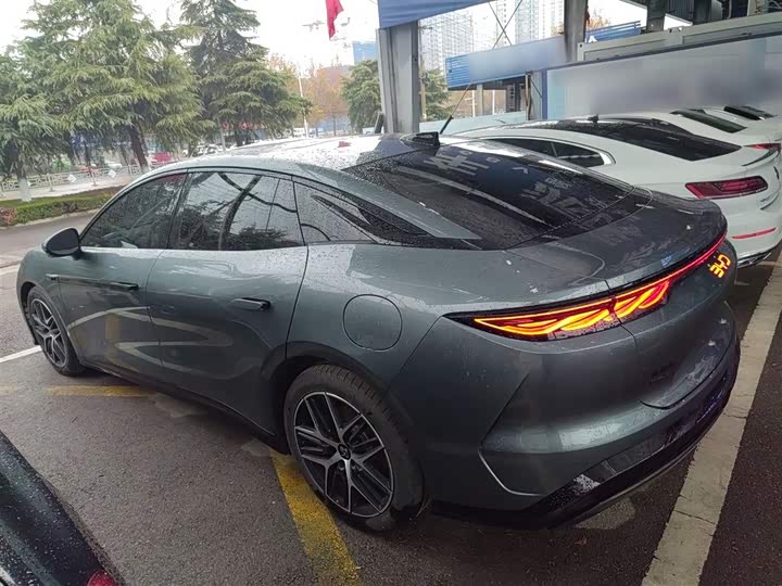 Фото 5 - BYD Han L