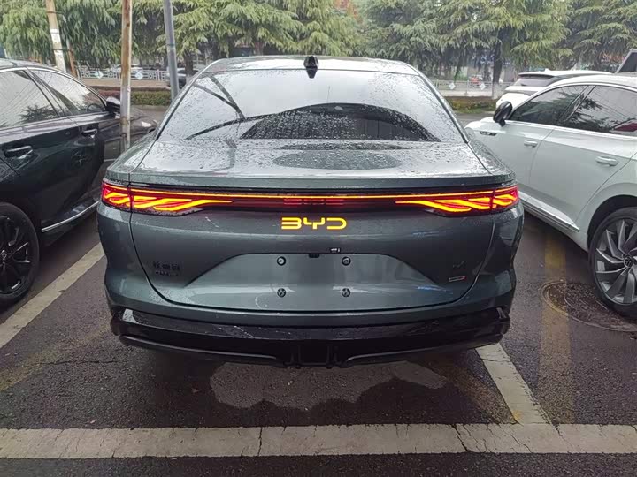 Фото 6 - BYD Han L