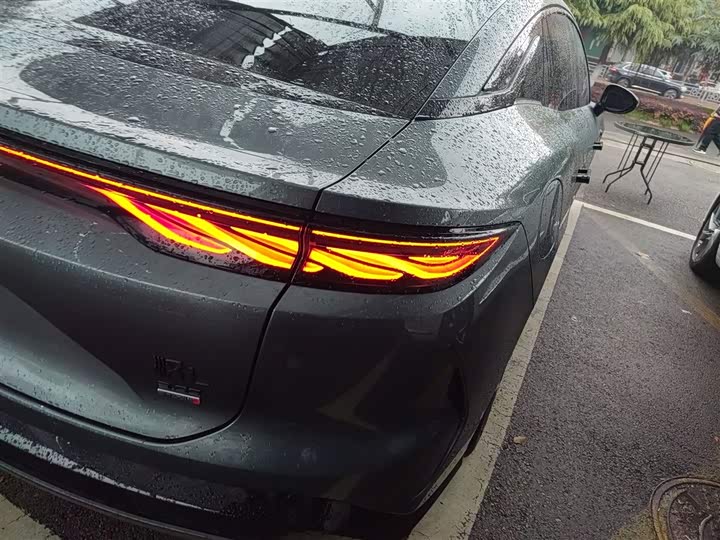 Фото 8 - BYD Han L