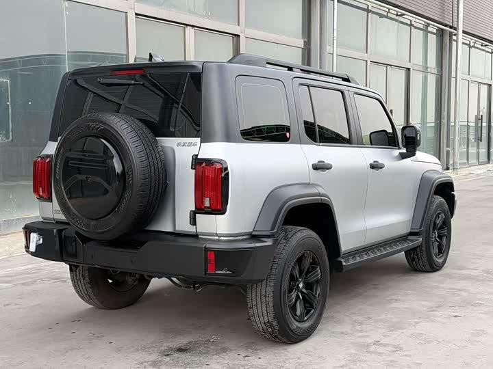 Фото 6 - Tank 300