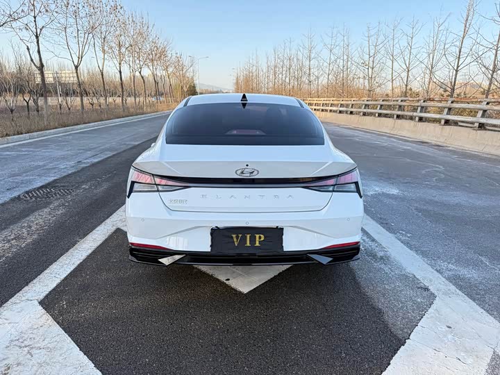 Фото 8 - Hyundai Elantra N line