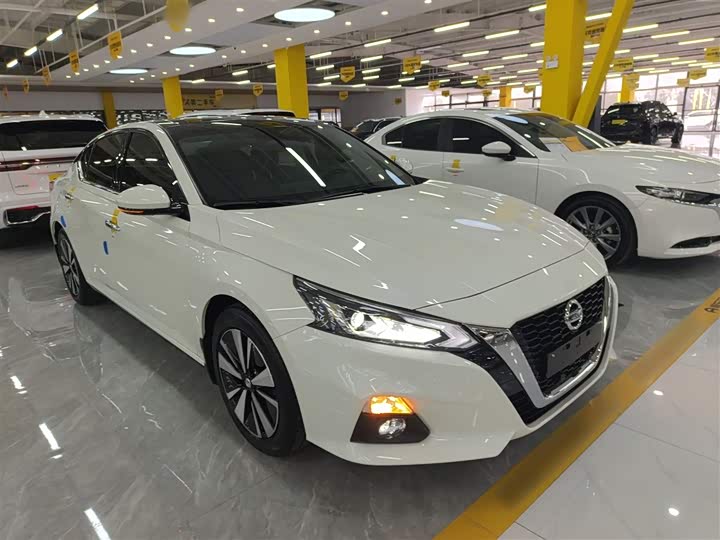 Фото 4 - Nissan Teana