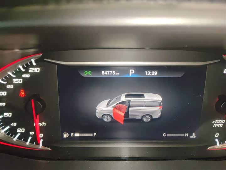 Фото 4 - Maxus G50