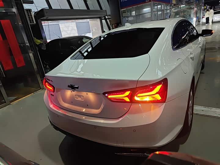 Фото 6 - Chevrolet Malibu XL