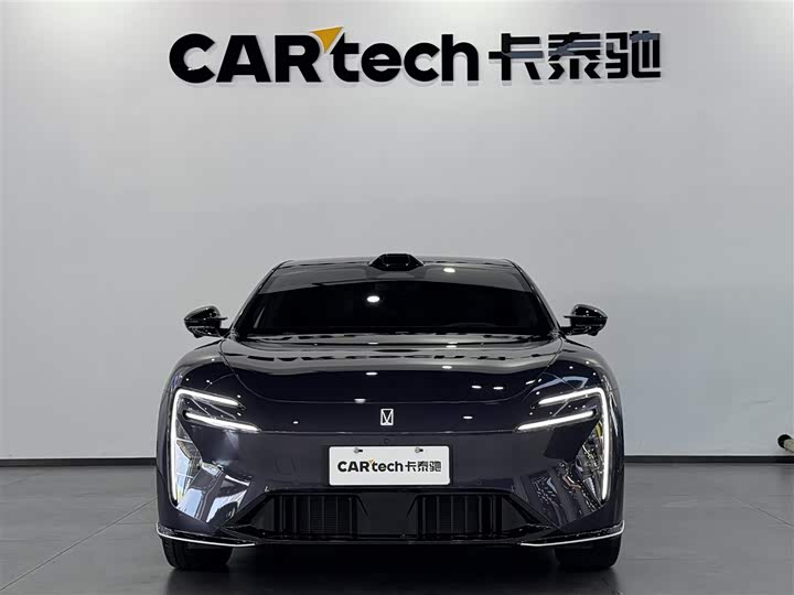 Фото 2 - Avatr 06