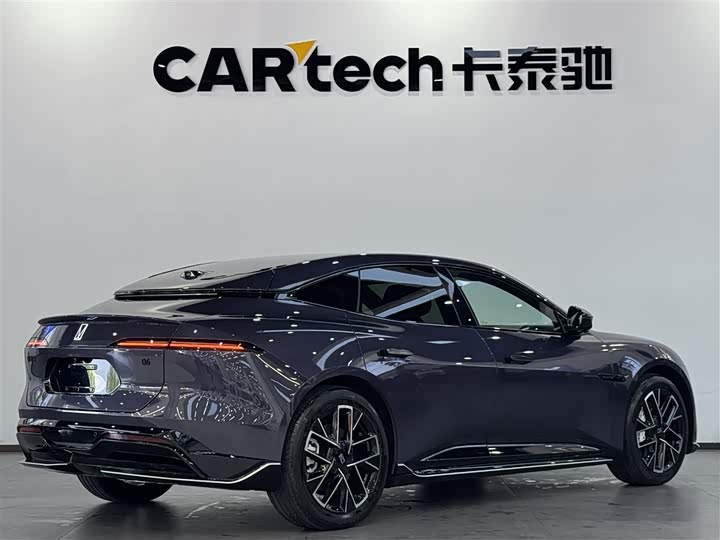 Фото 4 - Avatr 06