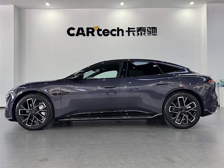 Фото 7 - Avatr 06