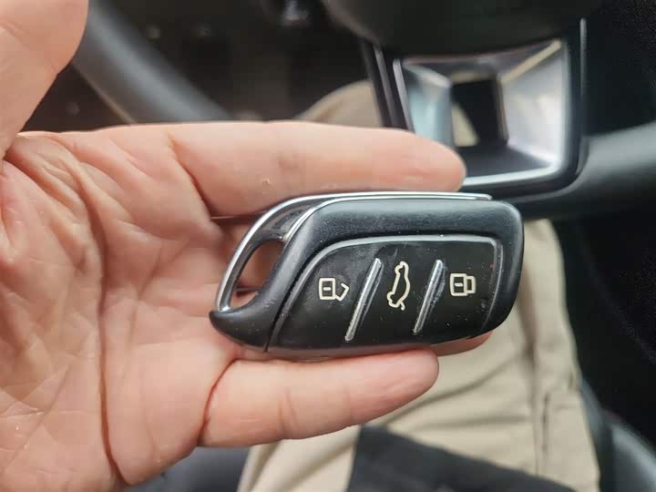 Фото 9 - MG Motor 5