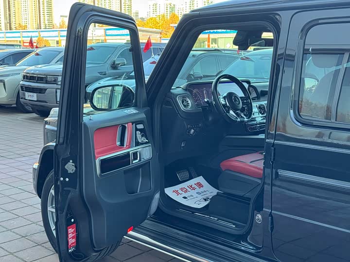 Фото 9 - Mercedes-Benz G-Class AMG