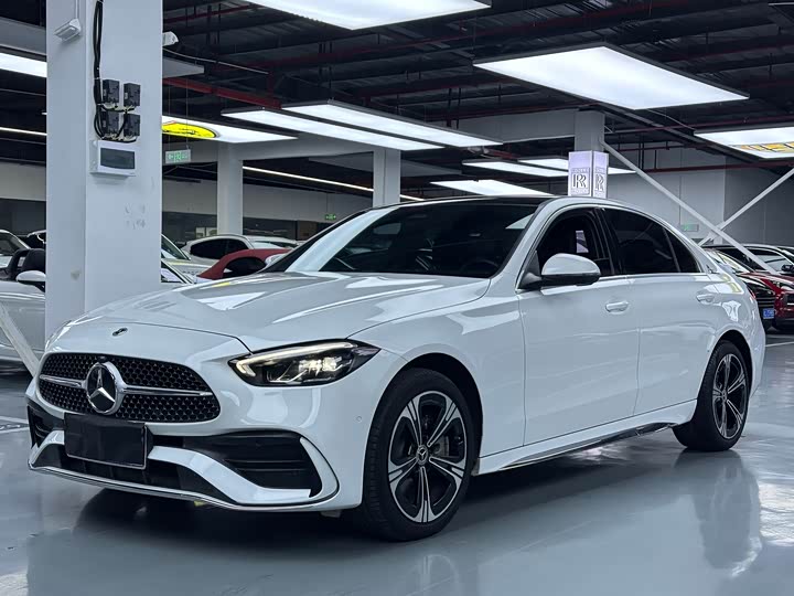 Фото 1 - Mercedes-Benz C-Class