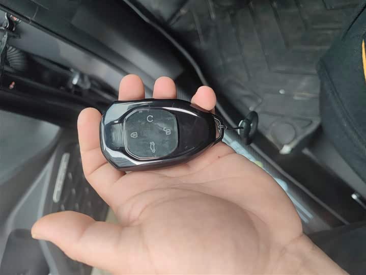 Фото 9 - GAC Trumpchi Empow R