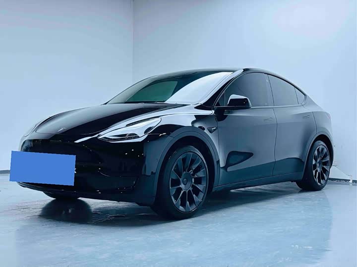 Фото 1 - Tesla Model Y