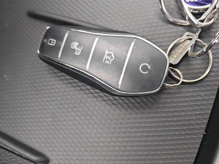 Фото 9 - BYD Seal 05 DM-i Hybrid