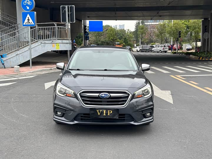 Фото 2 - Subaru Legacy Sport