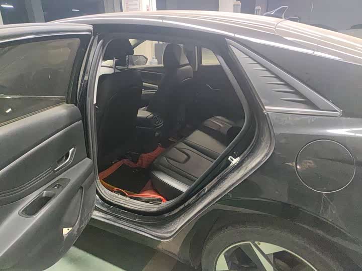 Фото 8 - Hyundai Elantra N line