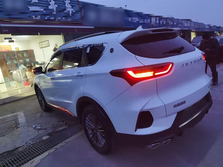 Фото 5 - Jetour X70