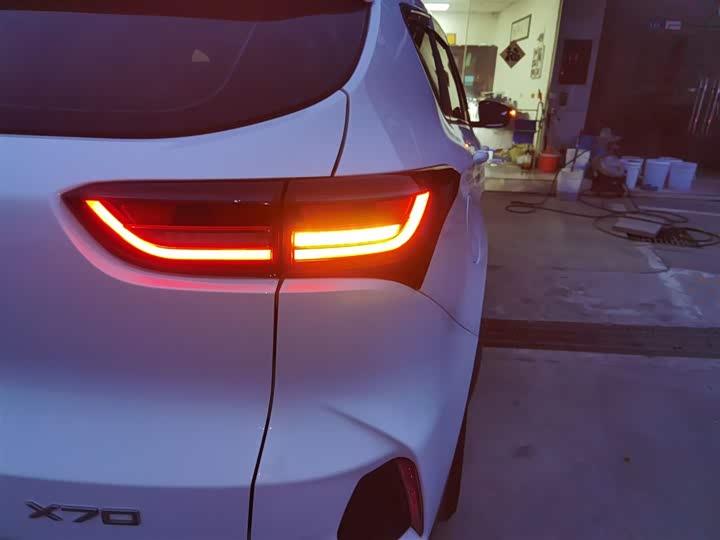 Фото 8 - Jetour X70