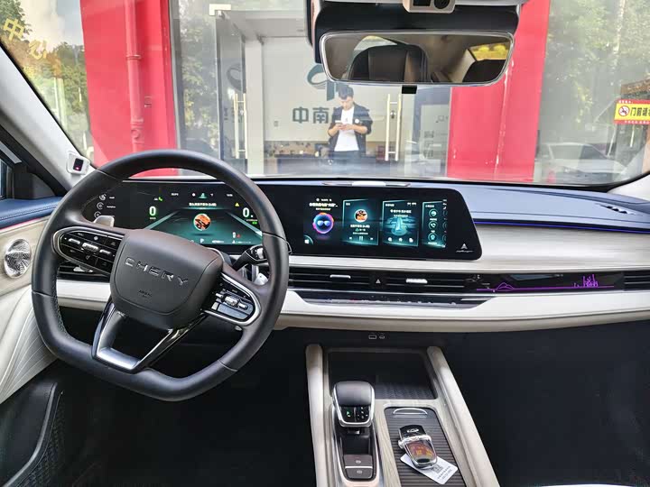 Фото 6 - Chery Arrizo 8