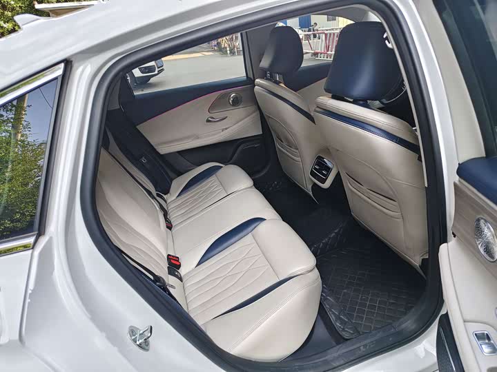 Фото 8 - Chery Arrizo 8