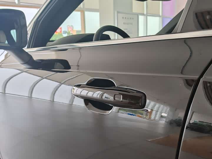 Фото 9 - Volvo XC90 Hybrid