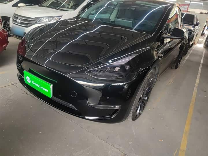Фото 2 - Tesla Model Y