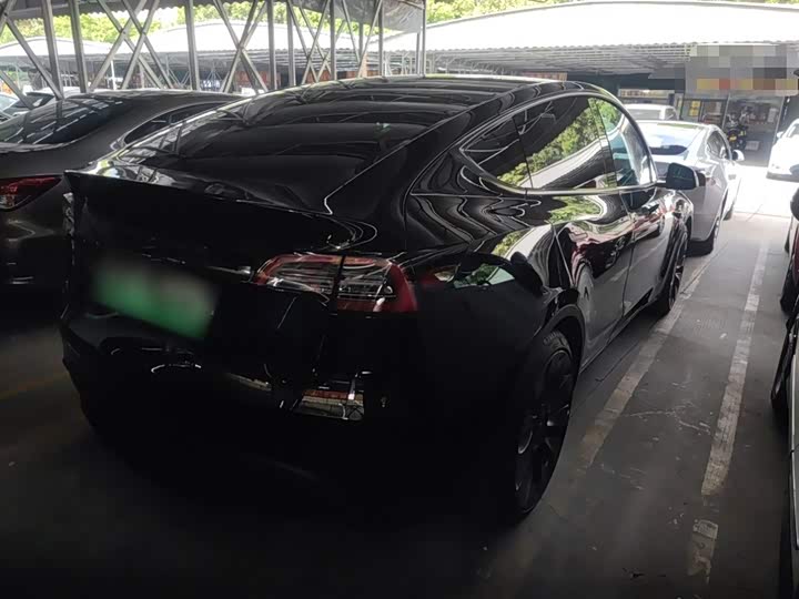 Фото 7 - Tesla Model Y