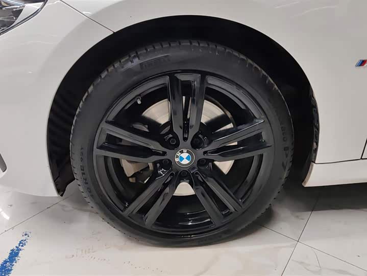 Фото 6 - BMW 1 Series