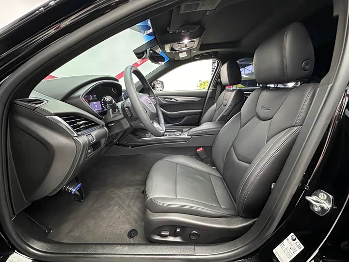 Фото 4 - Cadillac CT5