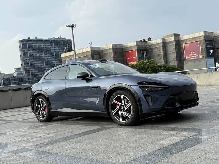 Фото 3 - Xiaomi YU7