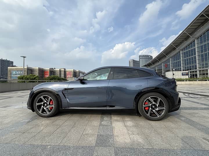 Фото 8 - Xiaomi YU7