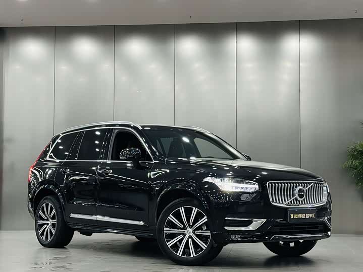 Фото 5 - Volvo XC90