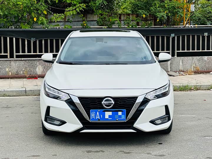 Фото 2 - Nissan Sylphy