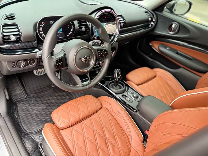 Фото 5 - Mini Clubman