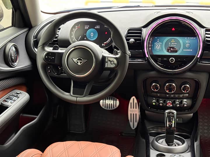 Фото 8 - Mini Clubman