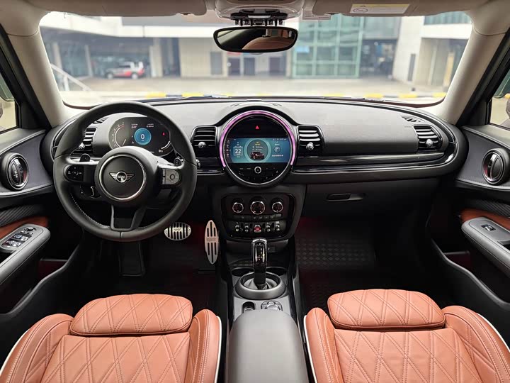 Фото 9 - Mini Clubman