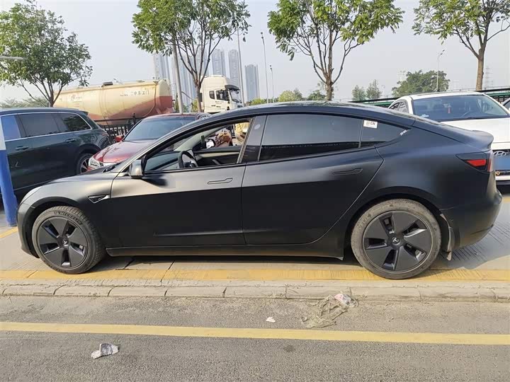 Фото 5 - Tesla Model 3