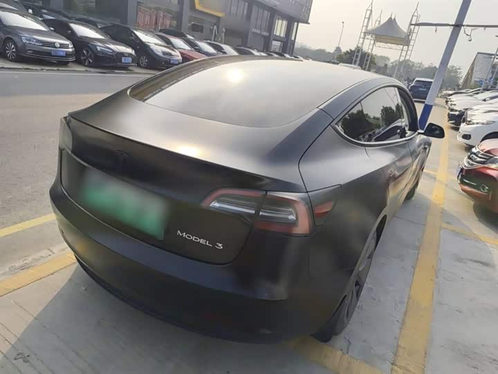 Фото 7 - Tesla Model 3