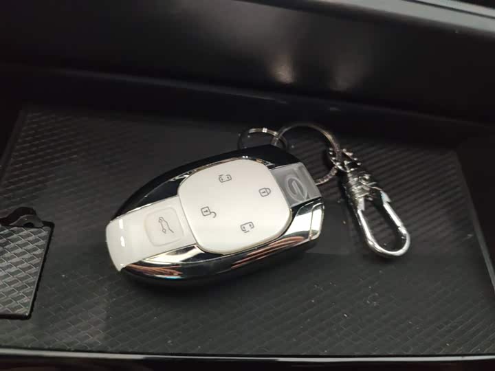 Фото 9 - GAC Trumpchi M8