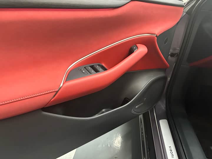 Фото 4 - Xiaomi SU7