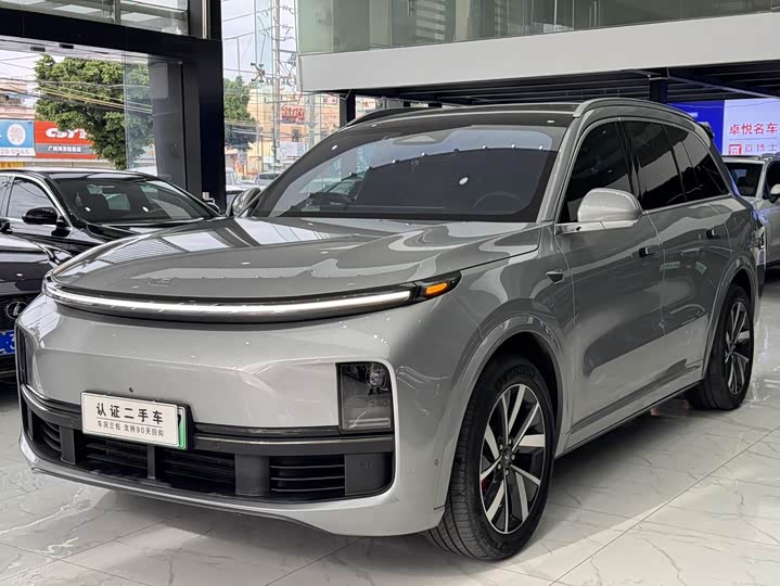 Фото 1 - LiXiang L8