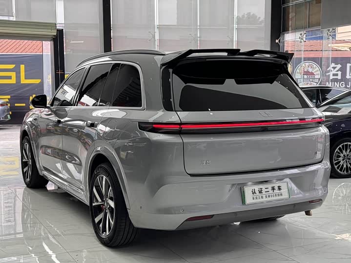 Фото 8 - LiXiang L8