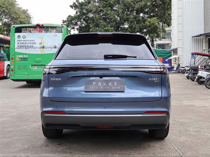 Фото 8 - Geely Galaxy Starship 7