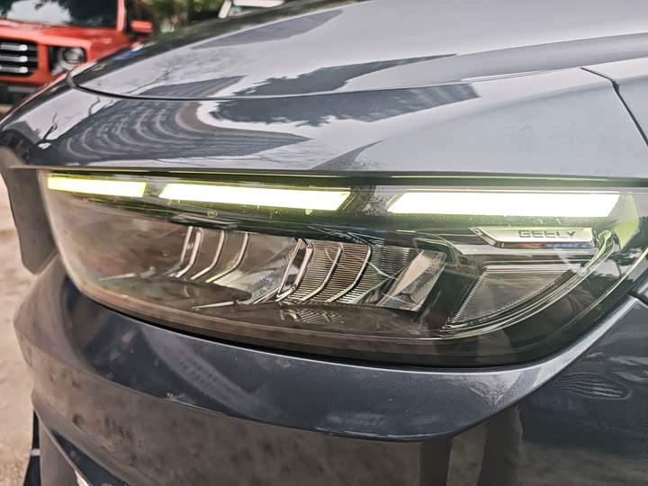 Фото 7 - Geely Preface