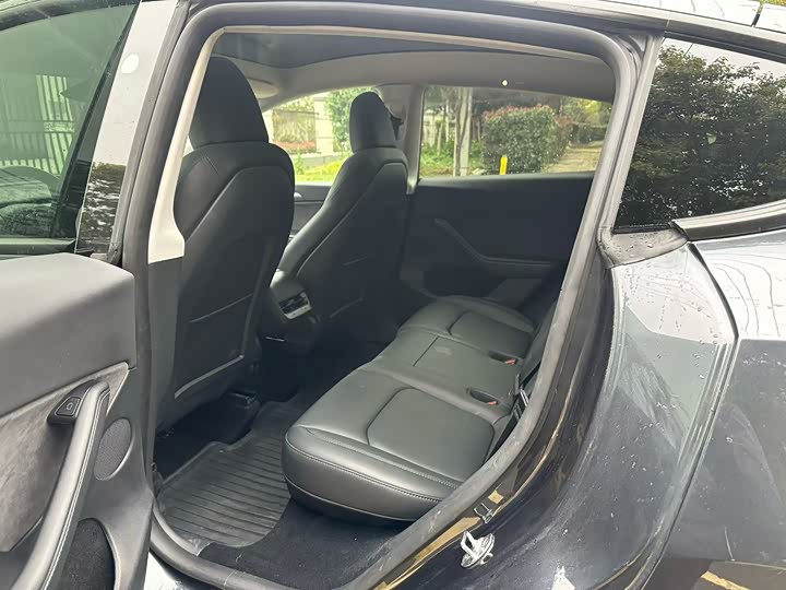 Фото 7 - Tesla Model Y