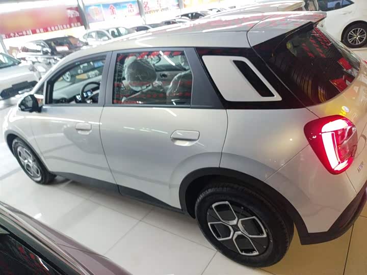 Фото 5 - GAC Aion UT