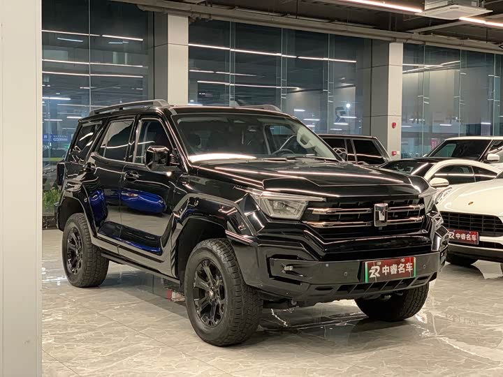 Фото 3 - Tank 400 Hybrid