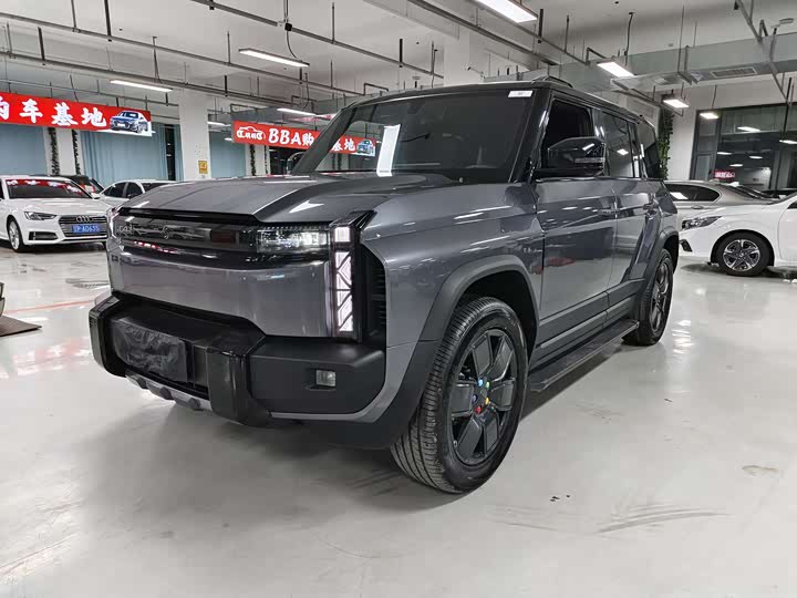 Фото 1 - Chery iCar 03T