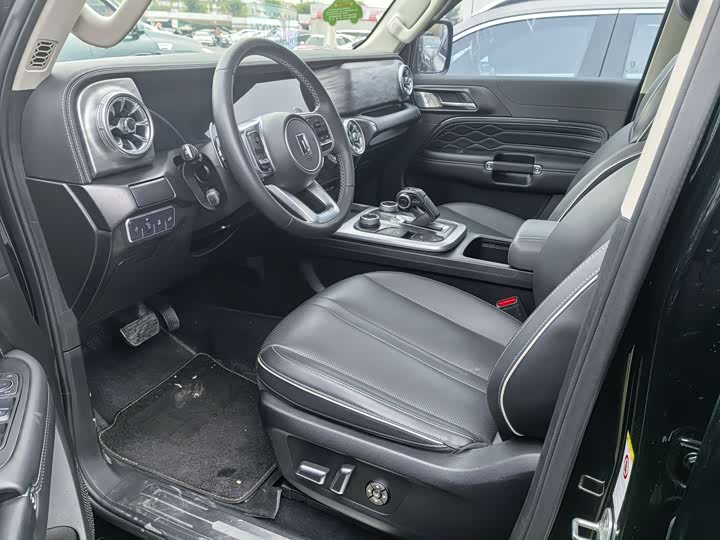 Фото 9 - Tank 300